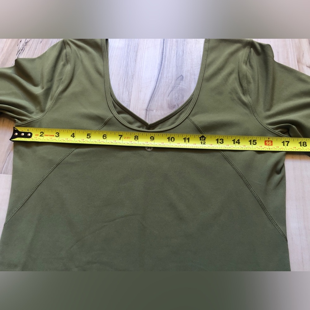 Lululemon Align V-Neck Long Sleeve Crop Top Olive Green Nulu Women's Size 6 - Picture 14 of 15